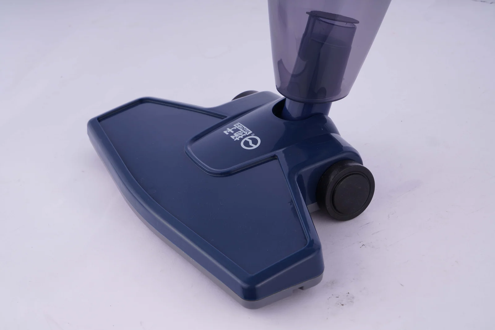 Handheld Vacuum Cleaner — image 5