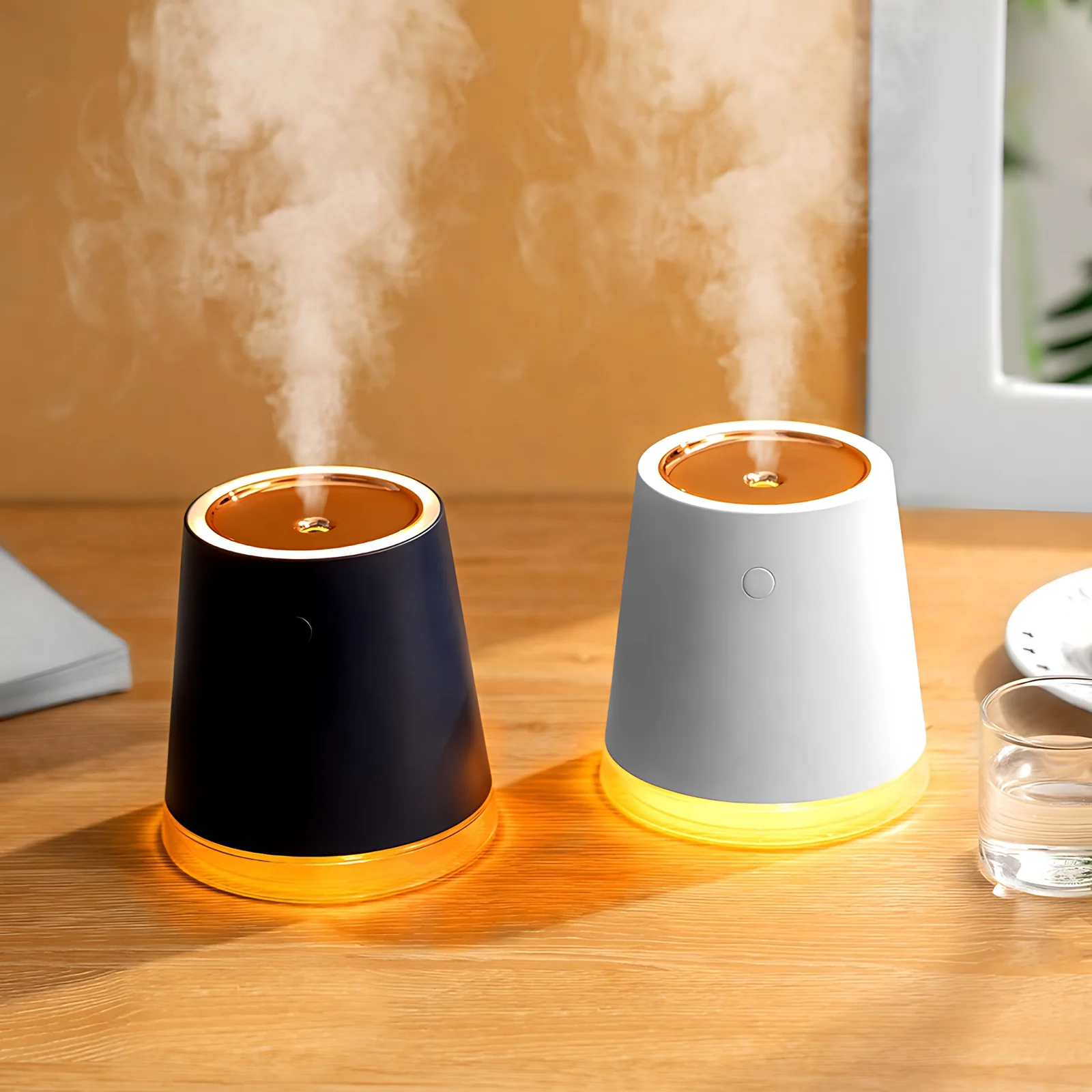 Diffusor de aceite esencial recargable para el hogar dormitorio hotel mini agua fresca micrón fresca niebla conducida humidificador de lámpara de luz caliente